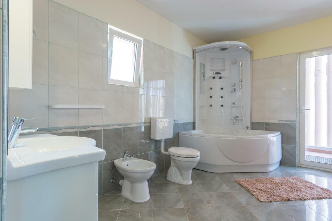 Holiday Home Matela Zadar Buitenkant foto